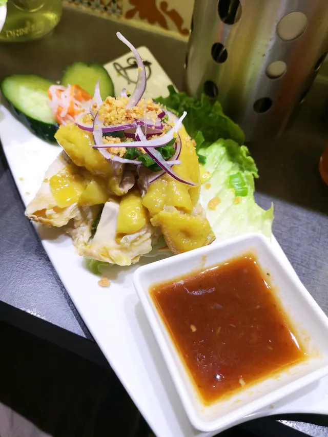 招牌越男仔去骨海南雞(例牌)