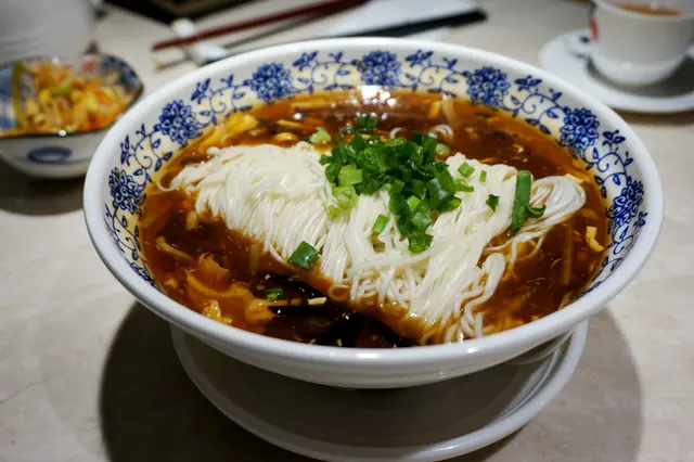 酸辣湯麵