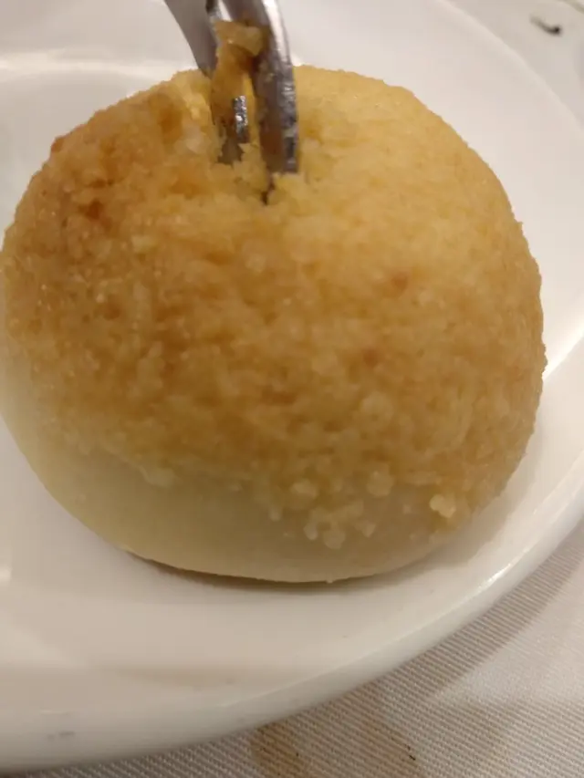 杏汁焗雪山包