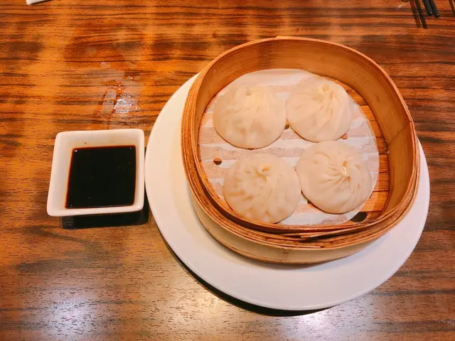 淮揚灌湯小籠包