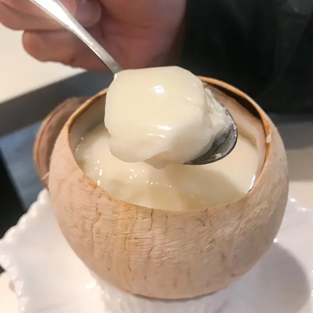 椰皇燉蛋白