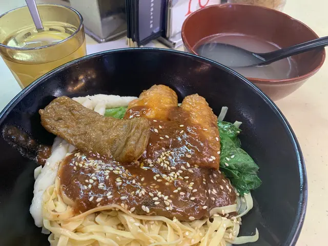 三餸車仔撈麵