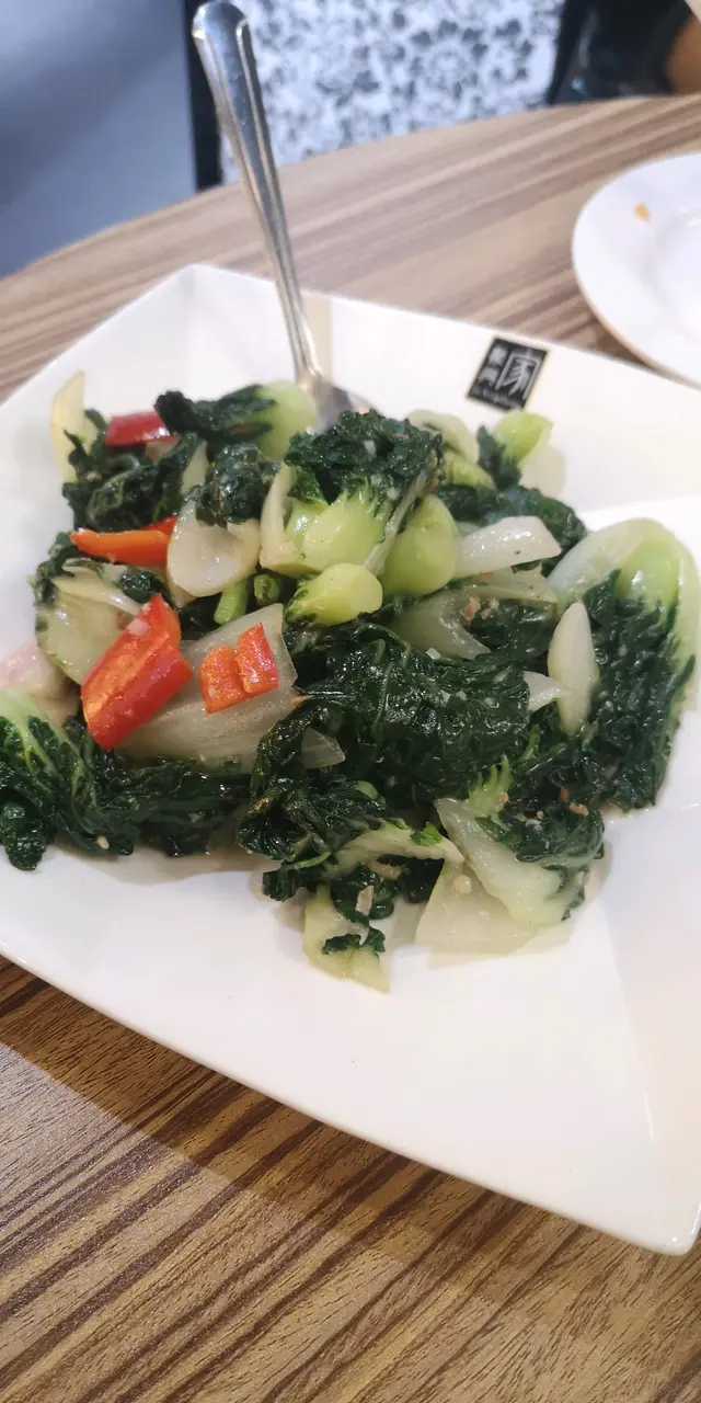 咸魚茸炒白菜仔