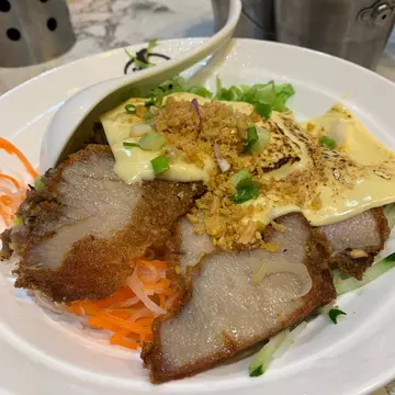 雙層芝士炸醬（牛）豬頸肉撈檬