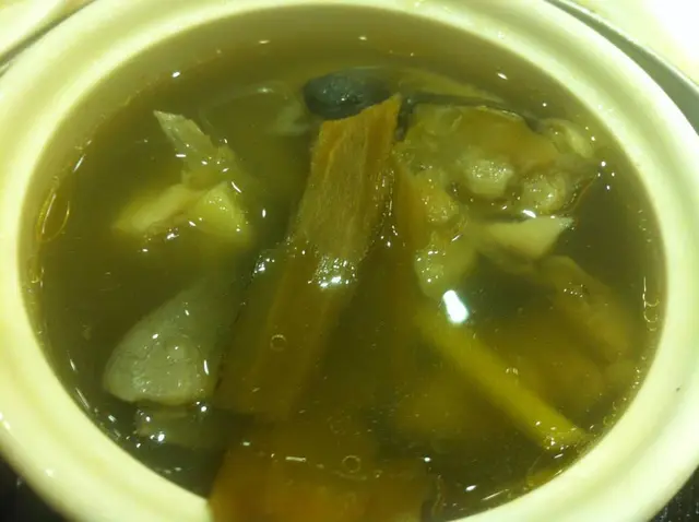 川芎白芍魚頭湯