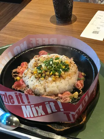 黑椒牛肉饭