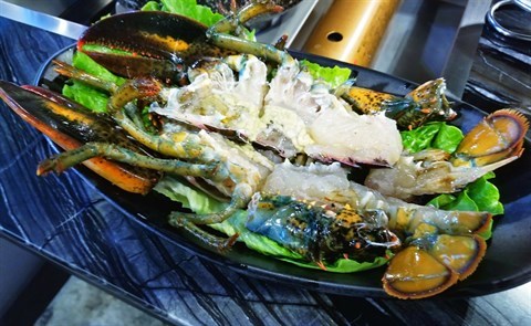 原隻波士頓龍蝦的龍蝦粥底 - 銅鑼灣的金米鍋