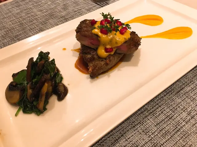 伴大啡菇, BB菠菜配葫蘆瓜蓉