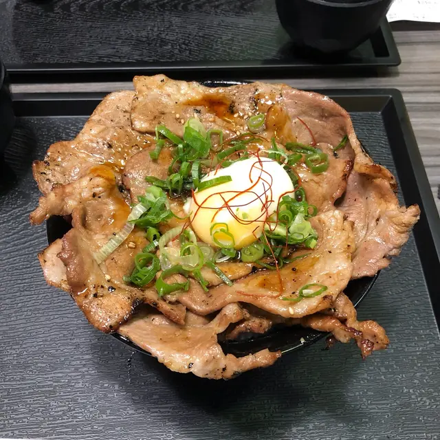 升級版熊本豚肉丼
