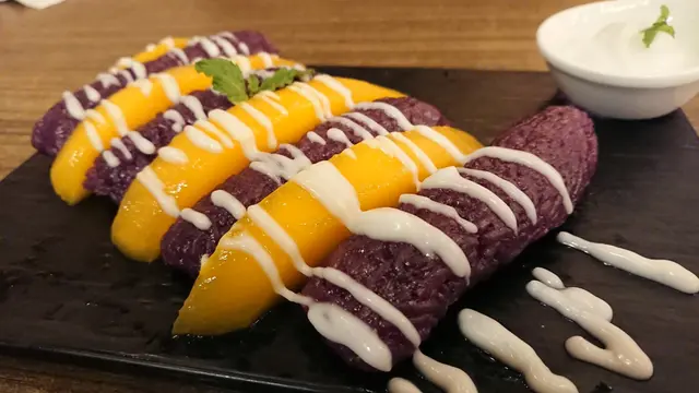 象泰芒果椰汁糯米飯