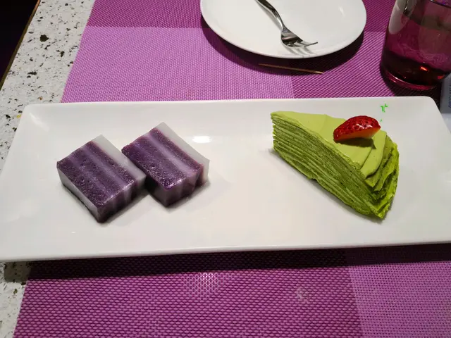 椰香紫薯千層糕·宇治抹茶千層班㦸