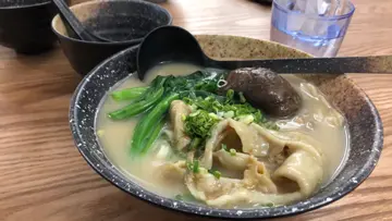 金牌花膠湯麵