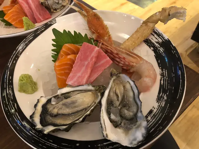 牡丹蝦刺身個頭都唔細,
肉質爽彈,鮮甜味美!