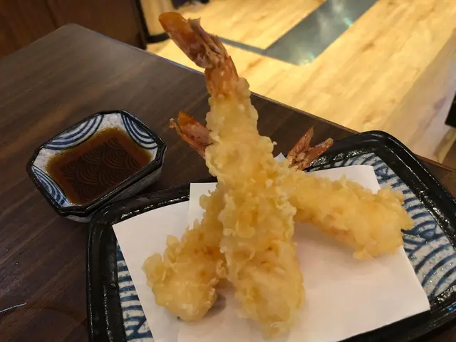 炸皮薄而脆,
蝦肉爽彈,不錯吃!👍🏾