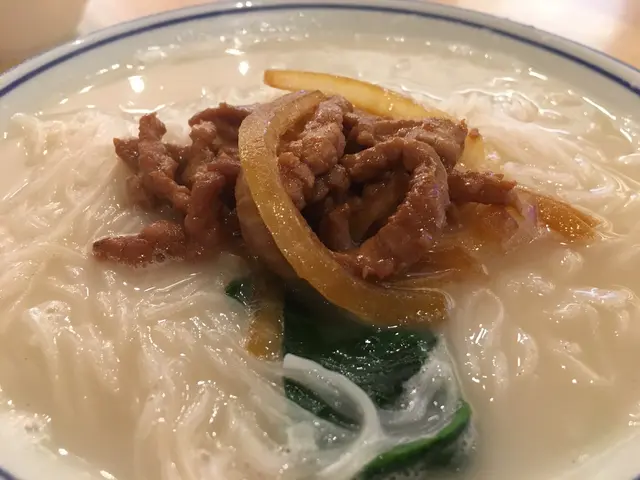醬爆肉絲湯麵