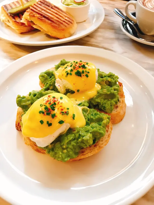 Avocado toast