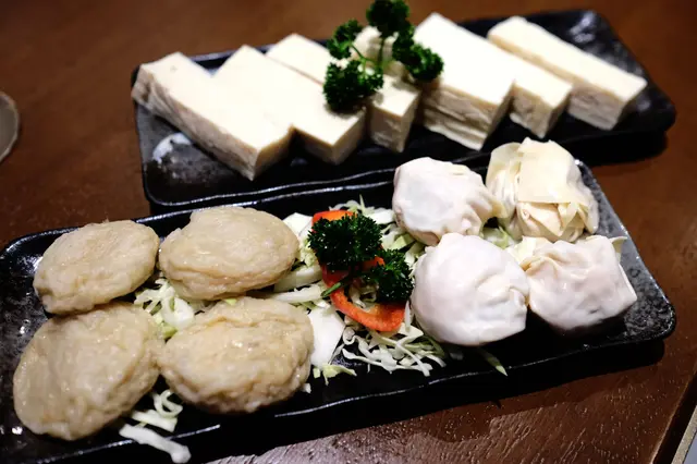 蜂巢豆腐\魚腐\不可錯過手工雲吞王