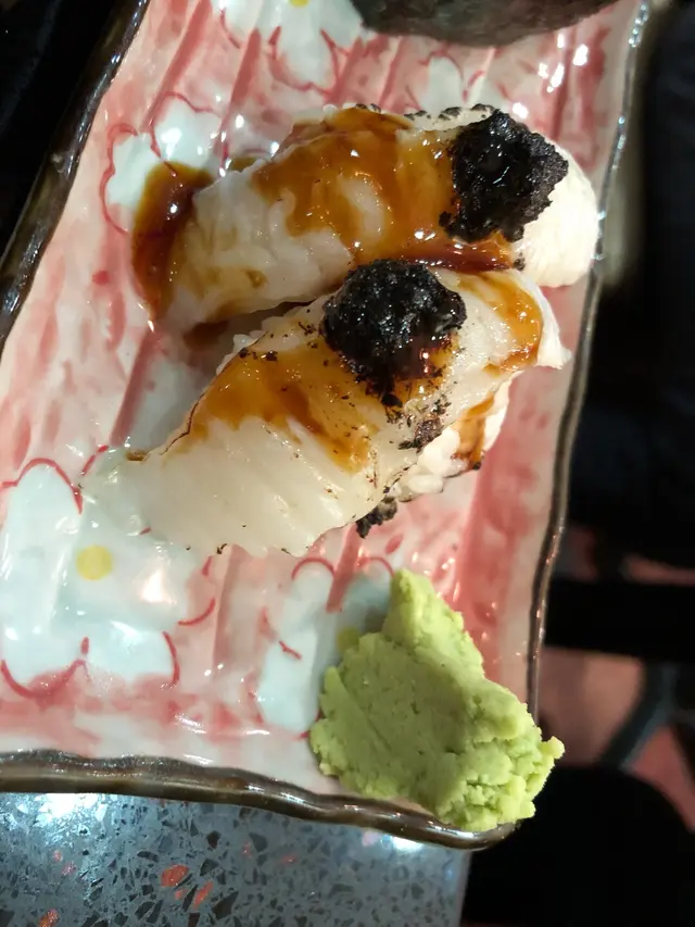 黑松露燒左口魚邊