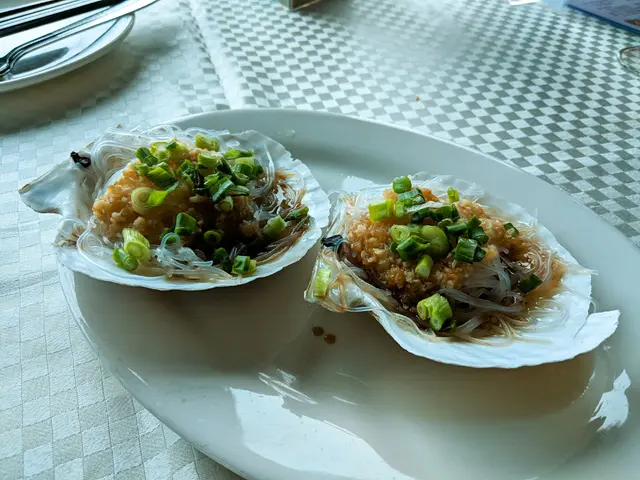 蒜蓉粉絲蒸扇貝