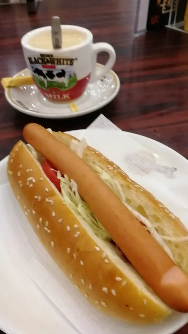 咖啡, 腸仔與包_
