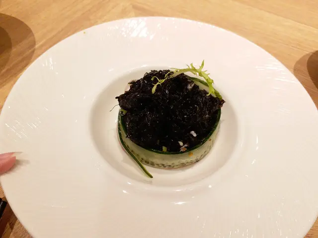 蝦苗伴頭水紫菜