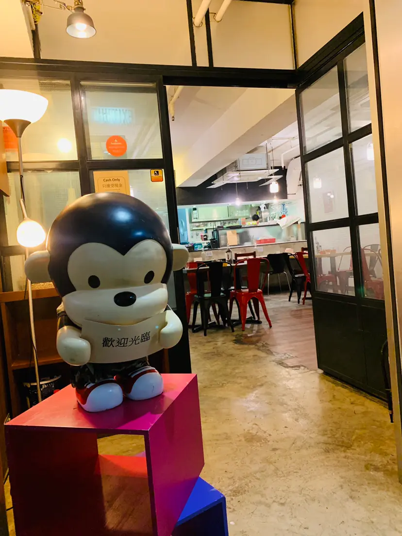 Many More Cafe
