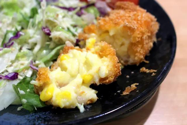 炸粟米忌廉薯餅