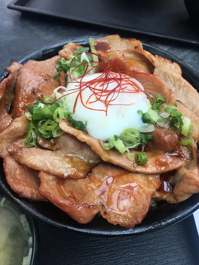 豚丼