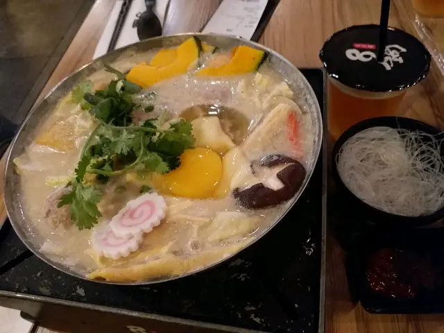 滿滿一鍋, 濃濃的牛奶味,入口香滑, 芝士味清清的, 不覺膩