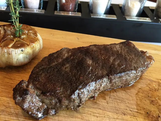  U.S. Sirloin Steak (8 oz)