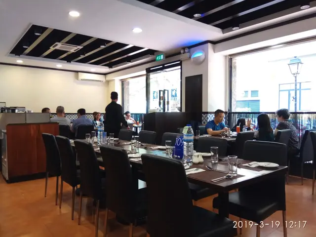 一間普通餐廳裝修