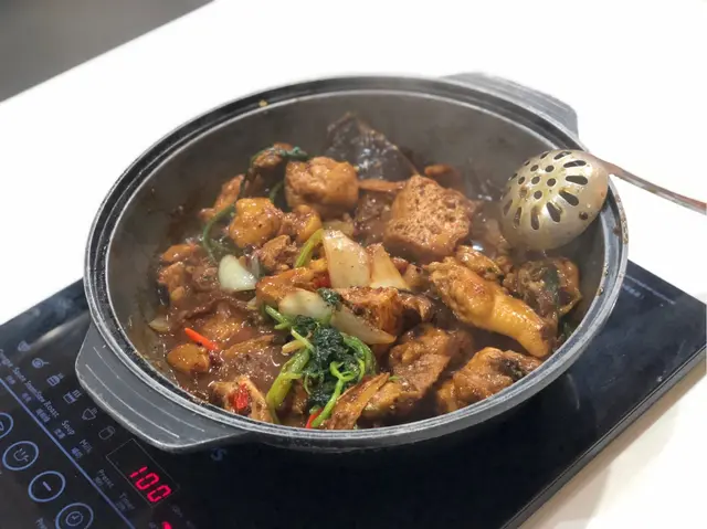 老重慶奇味雞煲（細）