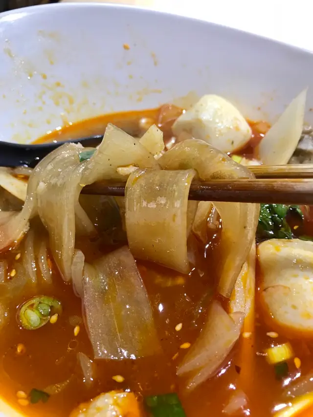 6餸麻辣湯火鍋寬粉