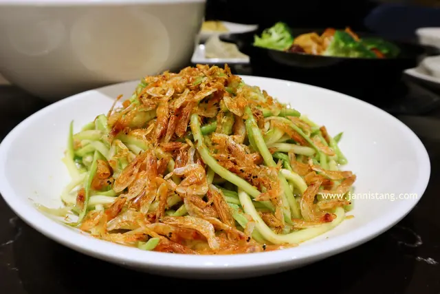 櫻花蝦翠玉瓜絲