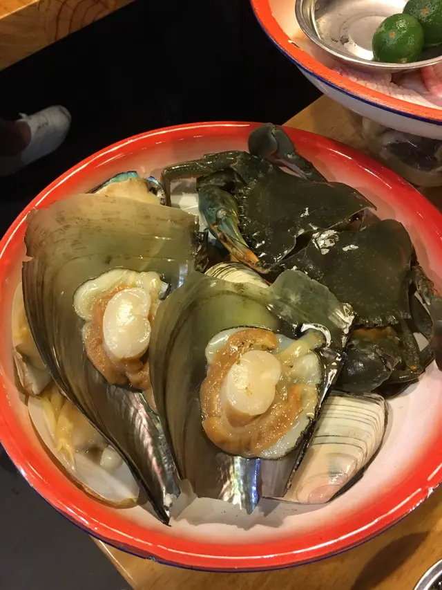 海鮮：肉蟹  帶子