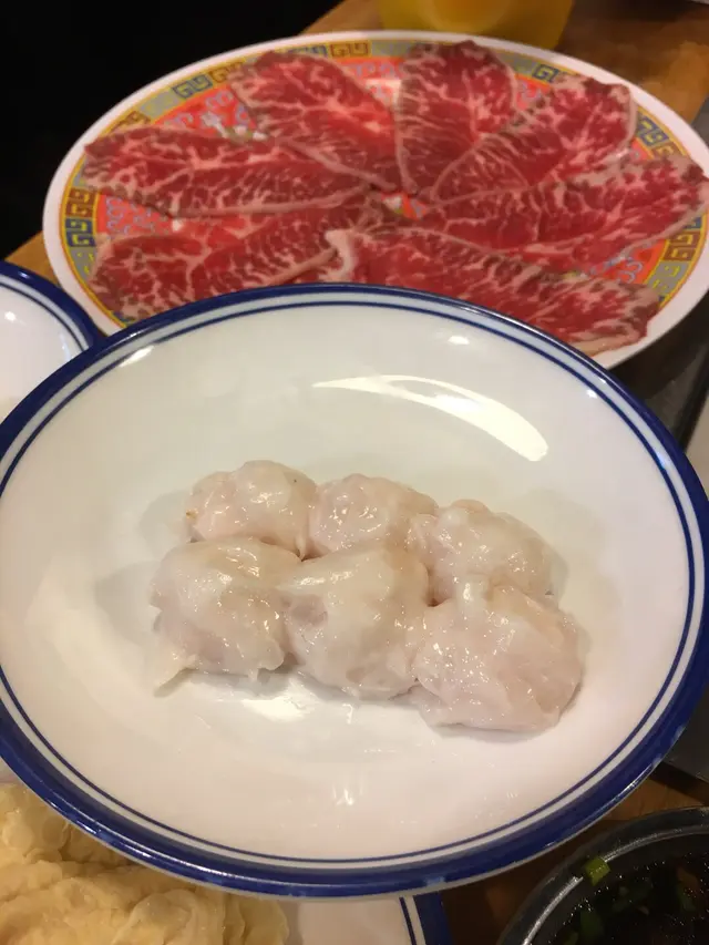 手打墨魚丸