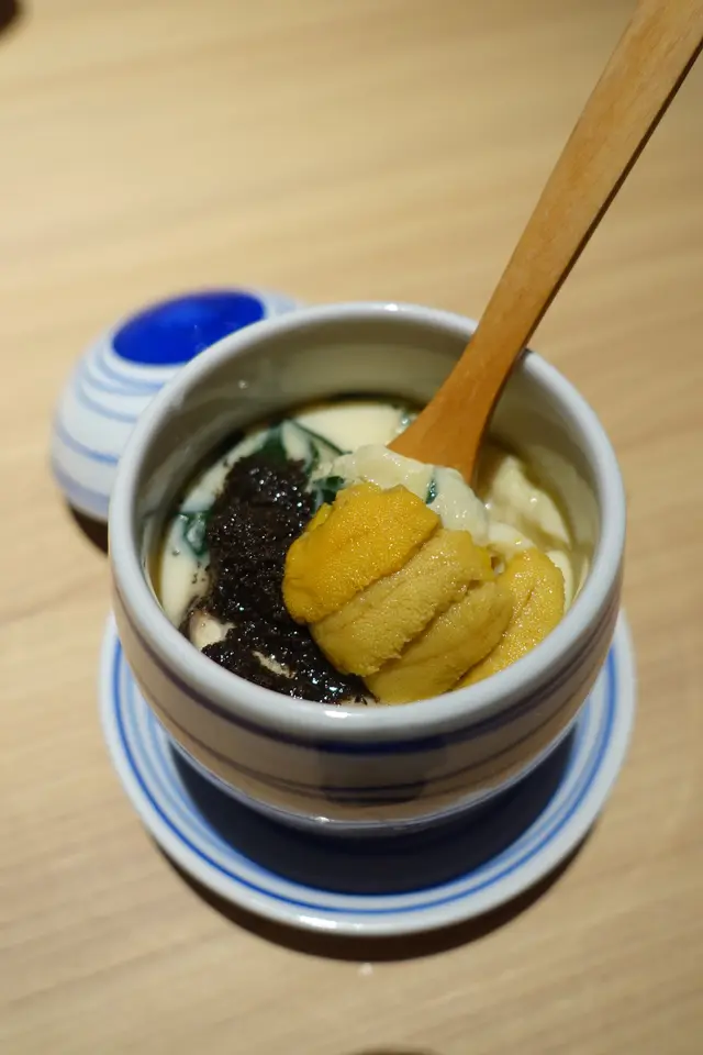 加入海膽及蝦增加鮮甜味美