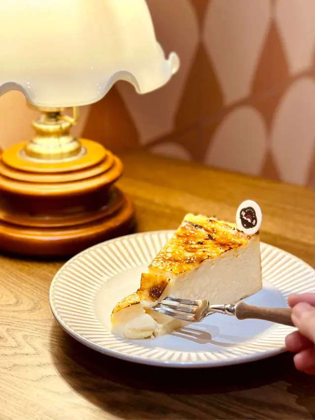 焦糖香草巴斯克軟心芝士蛋糕