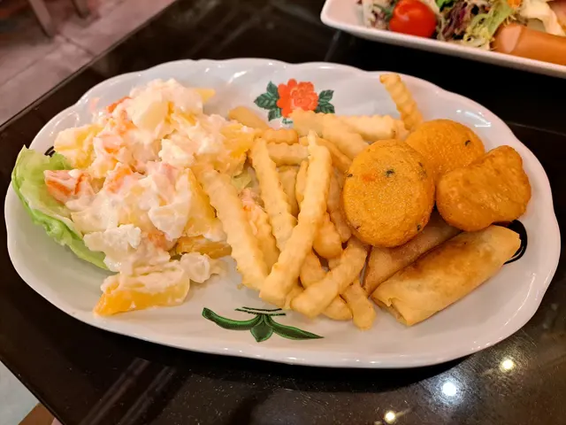 小食拼盤