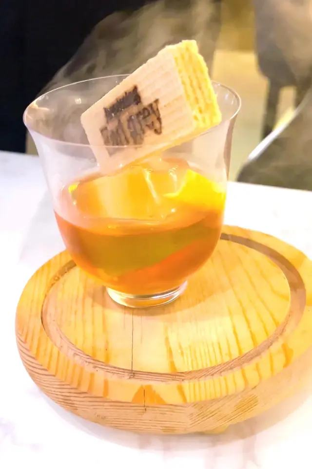 AWAKENING EARL GREY