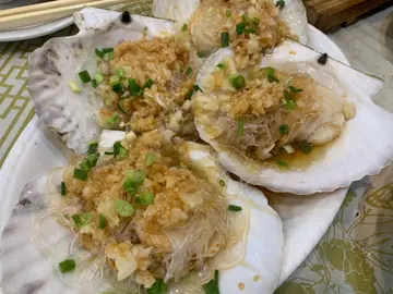 蒜蓉粉丝蒸扇贝