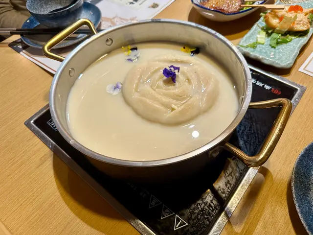 北海道豆乳玫瑰芝士鍋