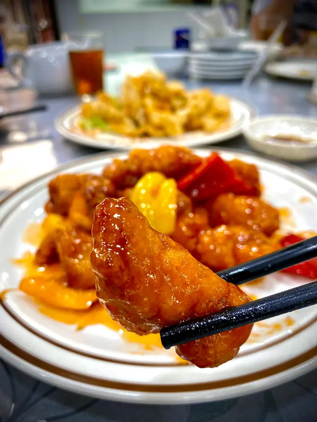 📌鮮菠蘿黑豚咕嚕肉