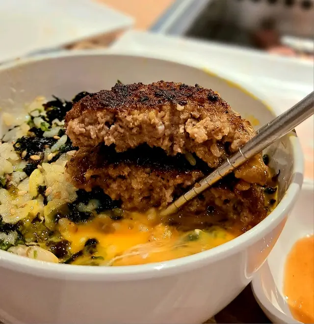 日式牛肉漢堡