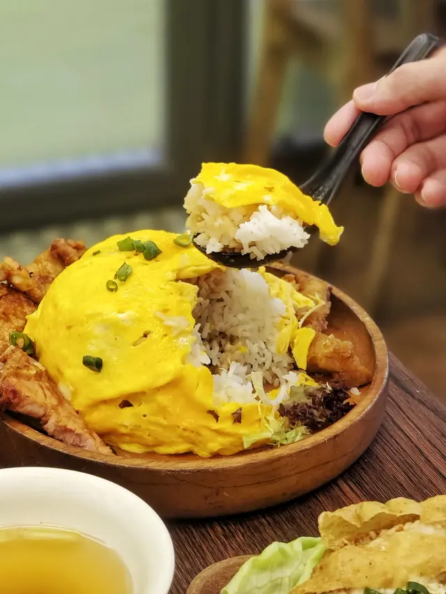 蛋蓋豬扒飯
