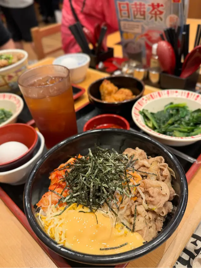 熱溶三式芝士牛肉韓式拌飯