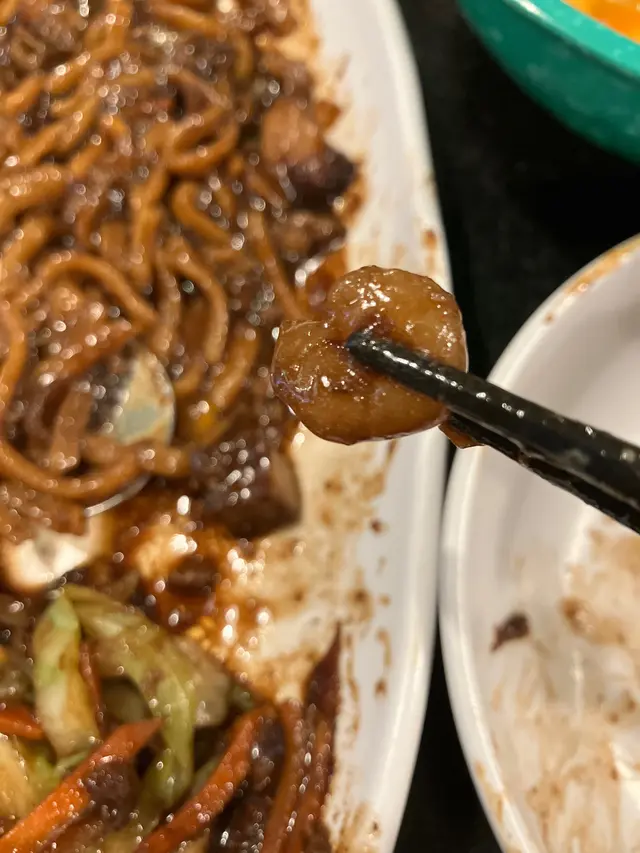 海鮮炸醬撈麵