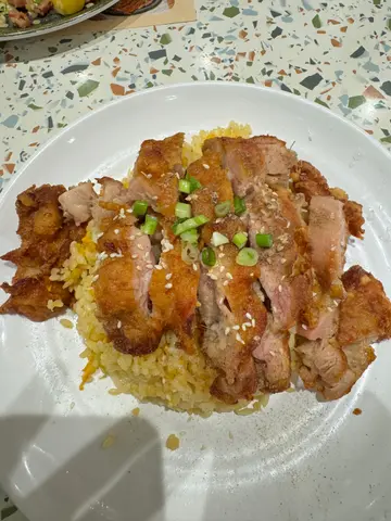 香酥鸡扒蛋炒饭