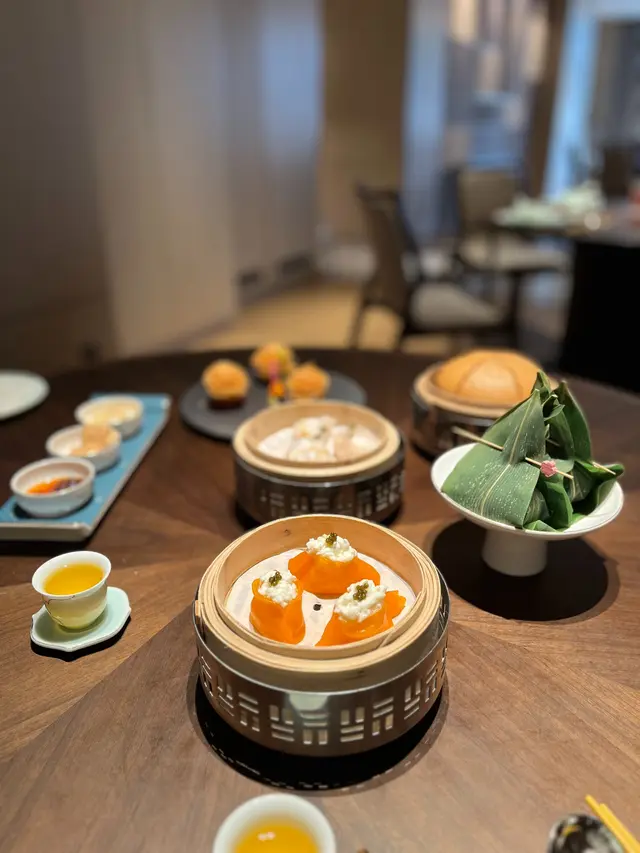 魚子醬賽螃蟹餃