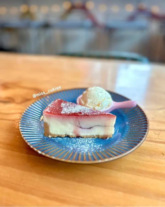 Strawberry Cheesecake with Strawberry Jam and Vanilla Ice Cream